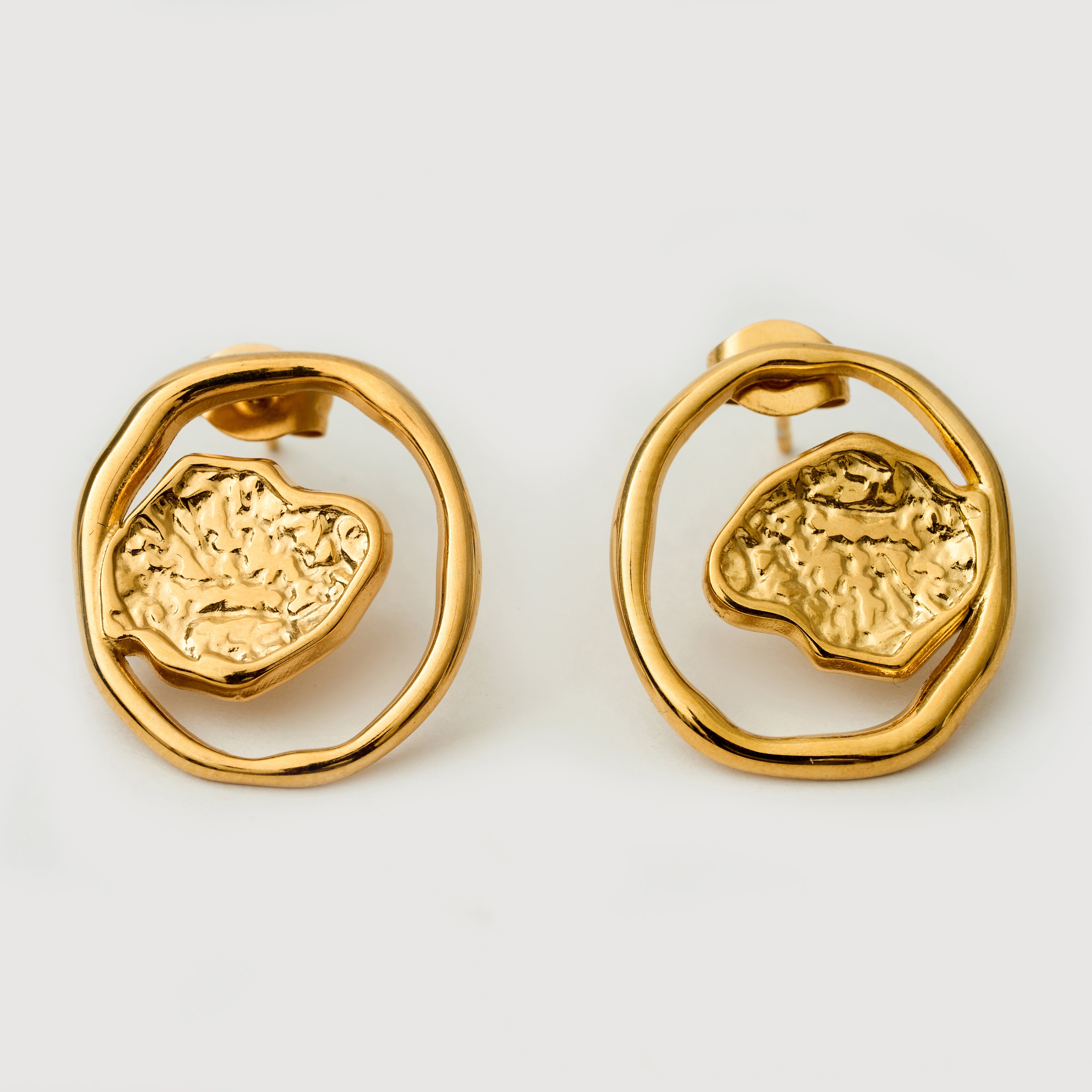 Aurelia Crest Stud Earrings in 18K Gold Plated