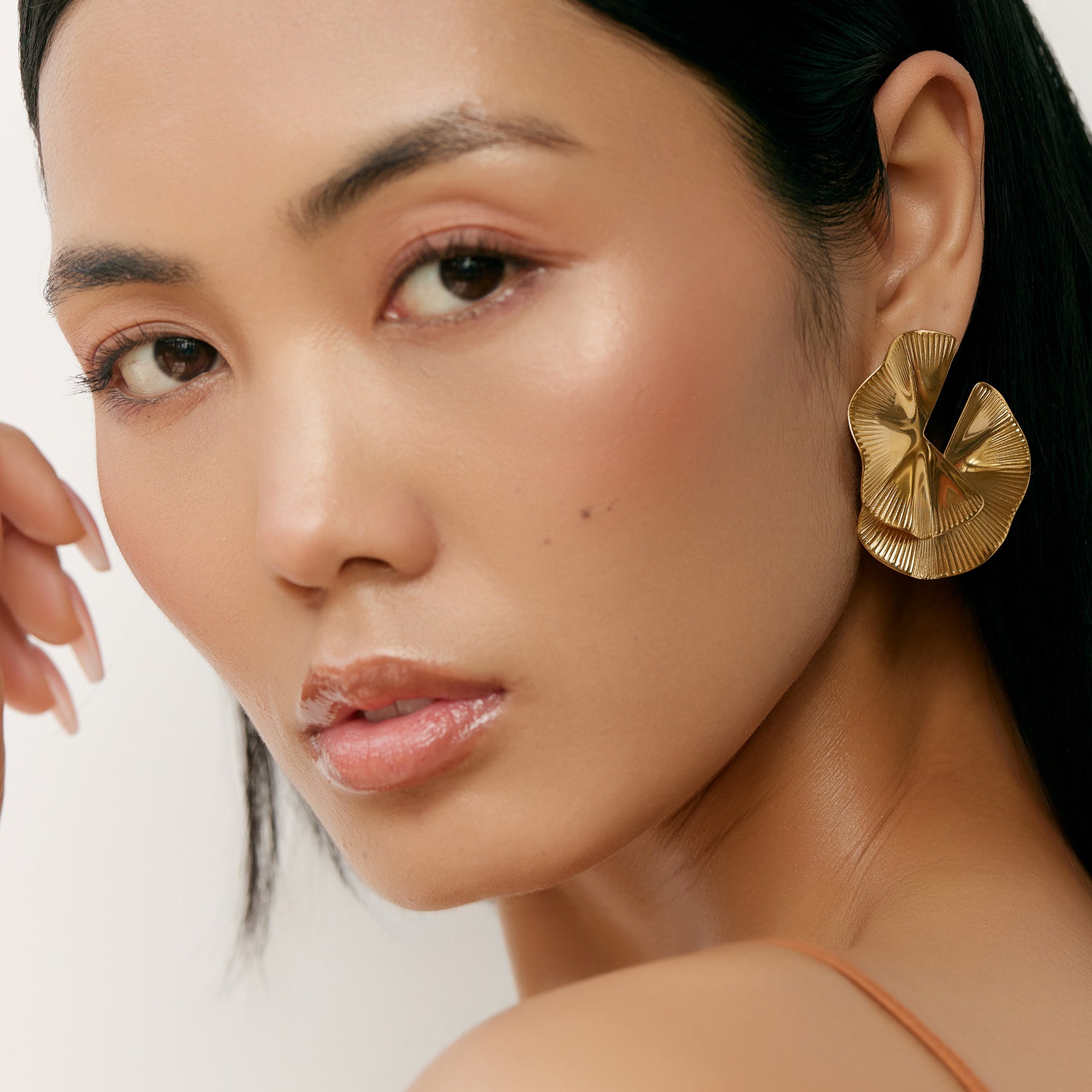 Aphrodite Gold Earrings in 18K Gold Plated