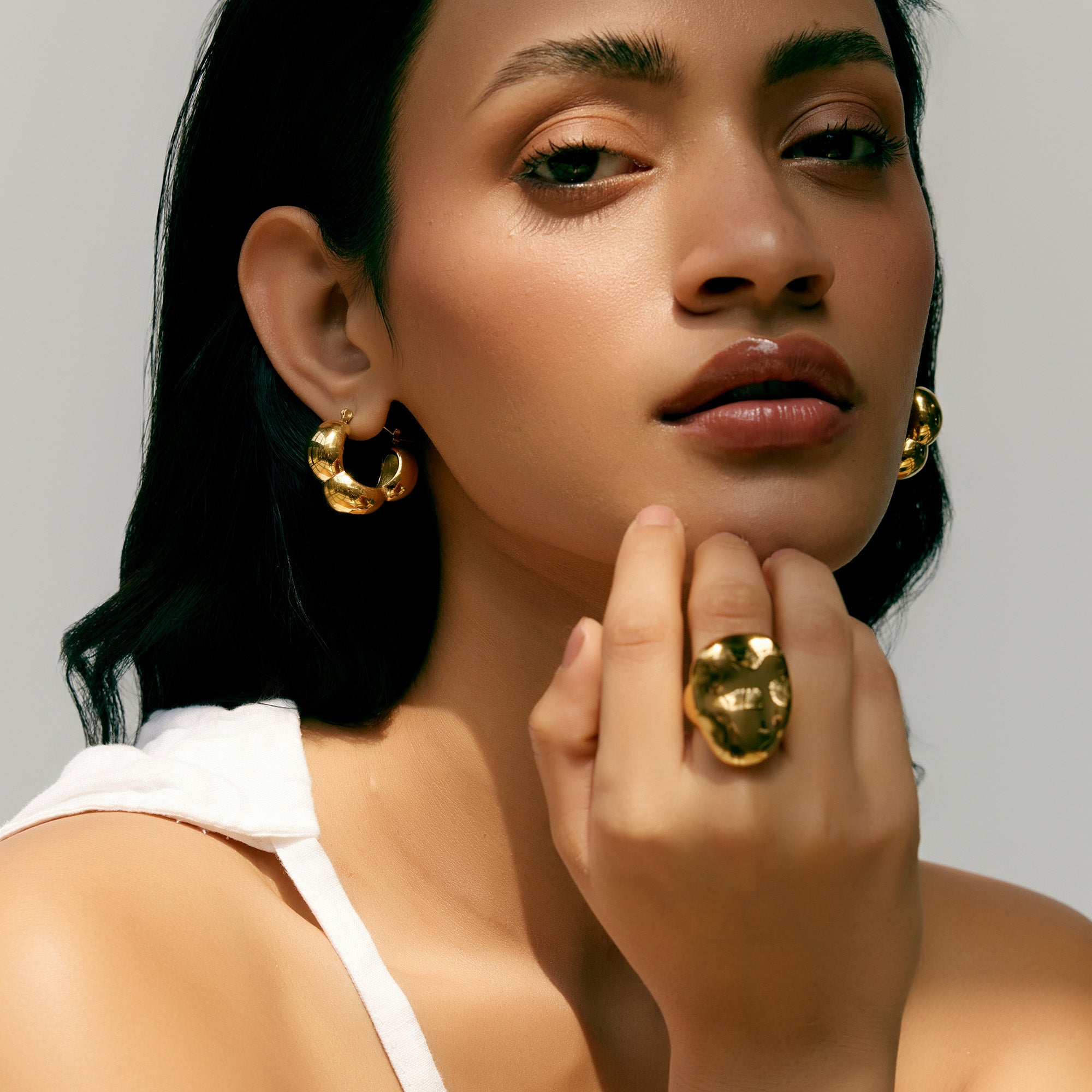 Bia Hoop Earrings in 18K Gold Plated