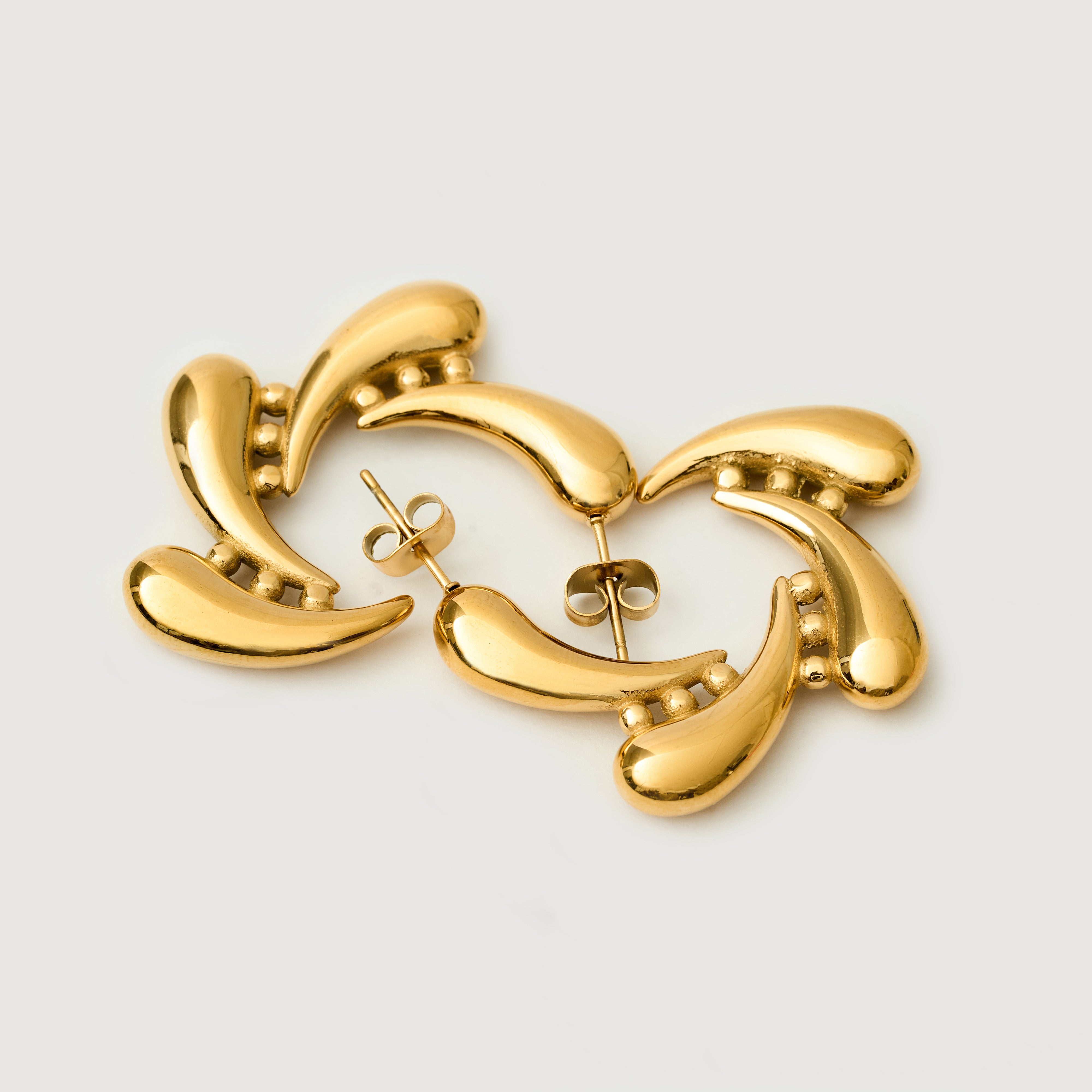 Nusa Dua Earrings in 18K Gold Plated