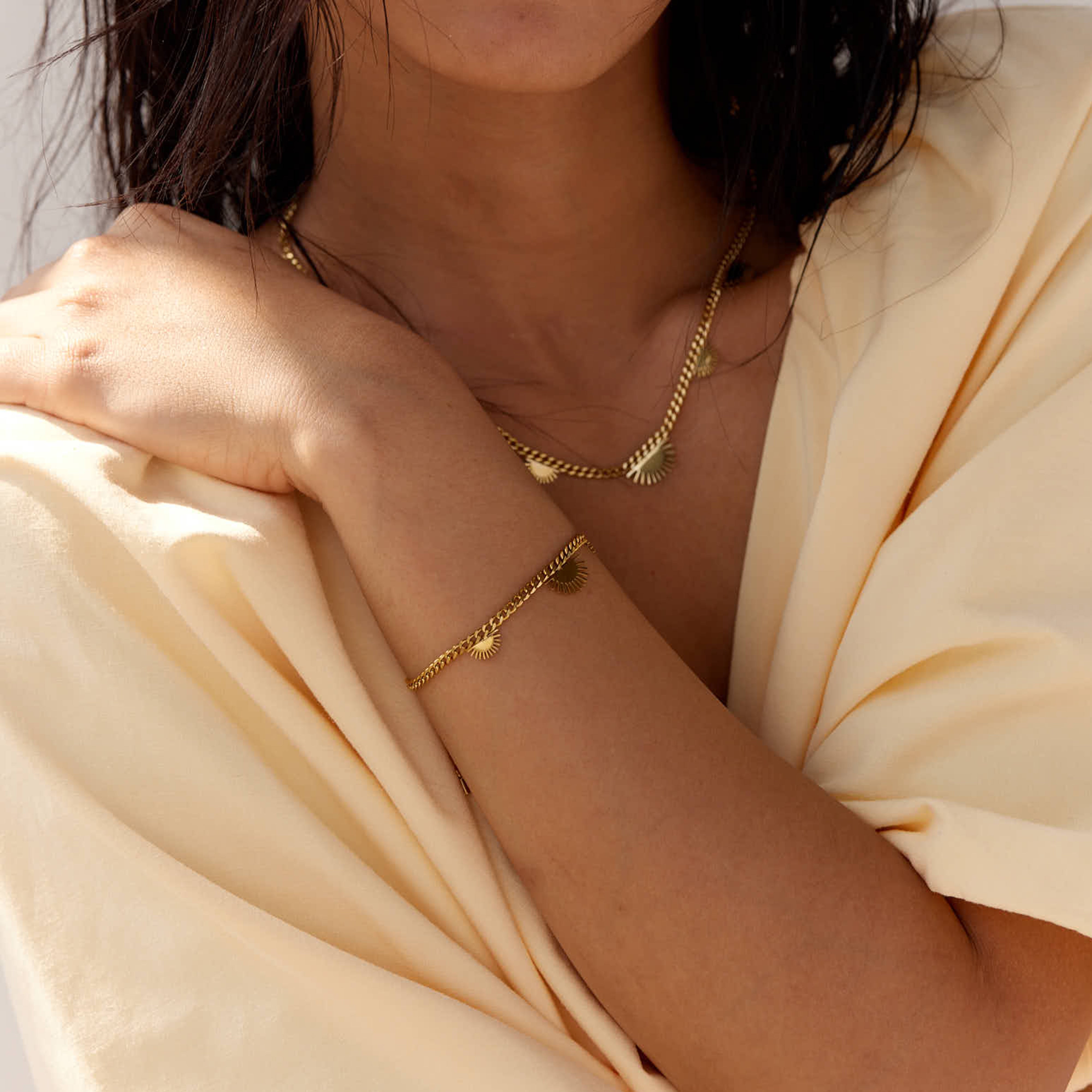 Batur Sunrise Motif Bracelet in 18K Gold Plated