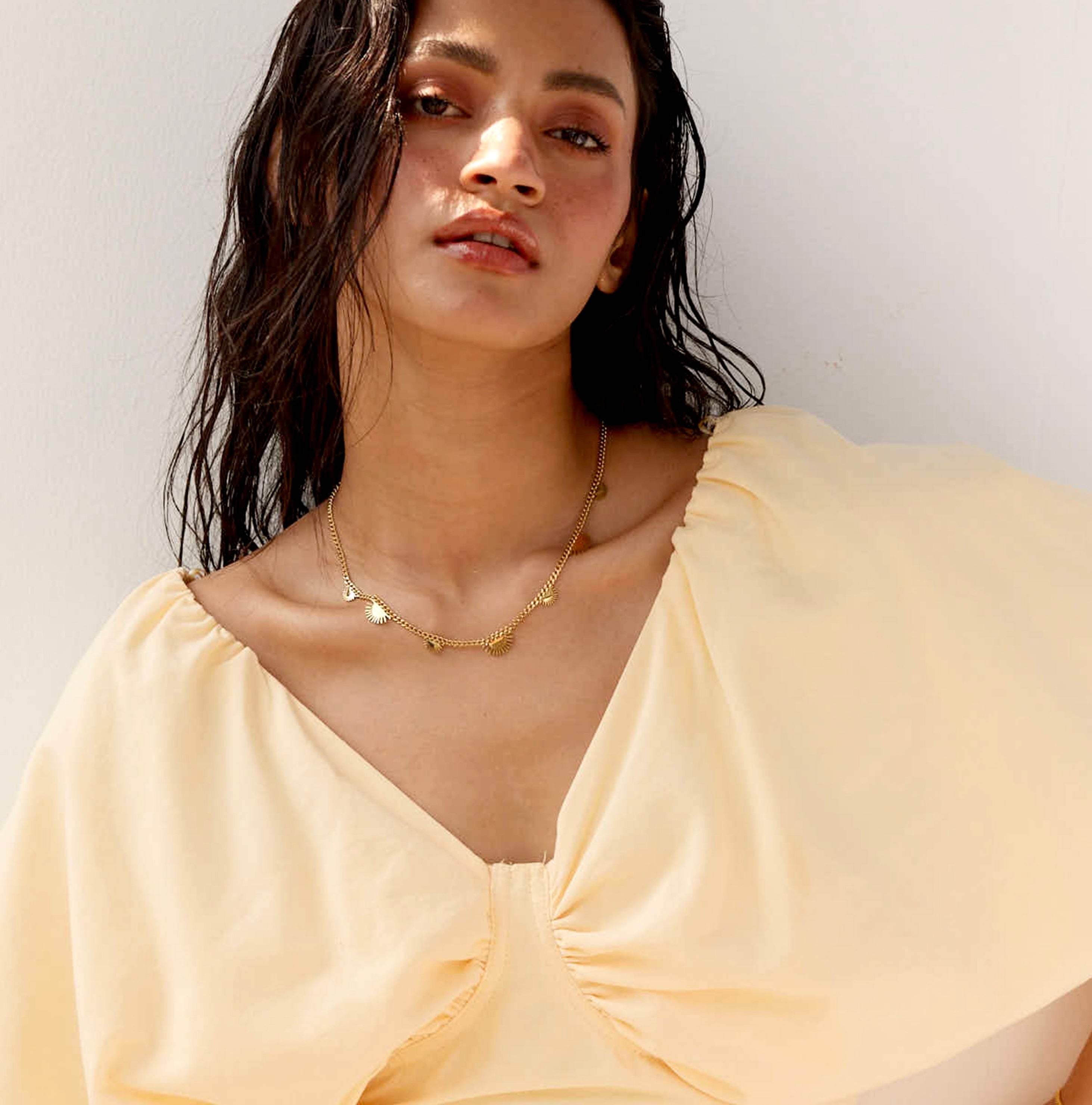 Batur Sunrise Motif Chain Necklace in 18K Gold Plated