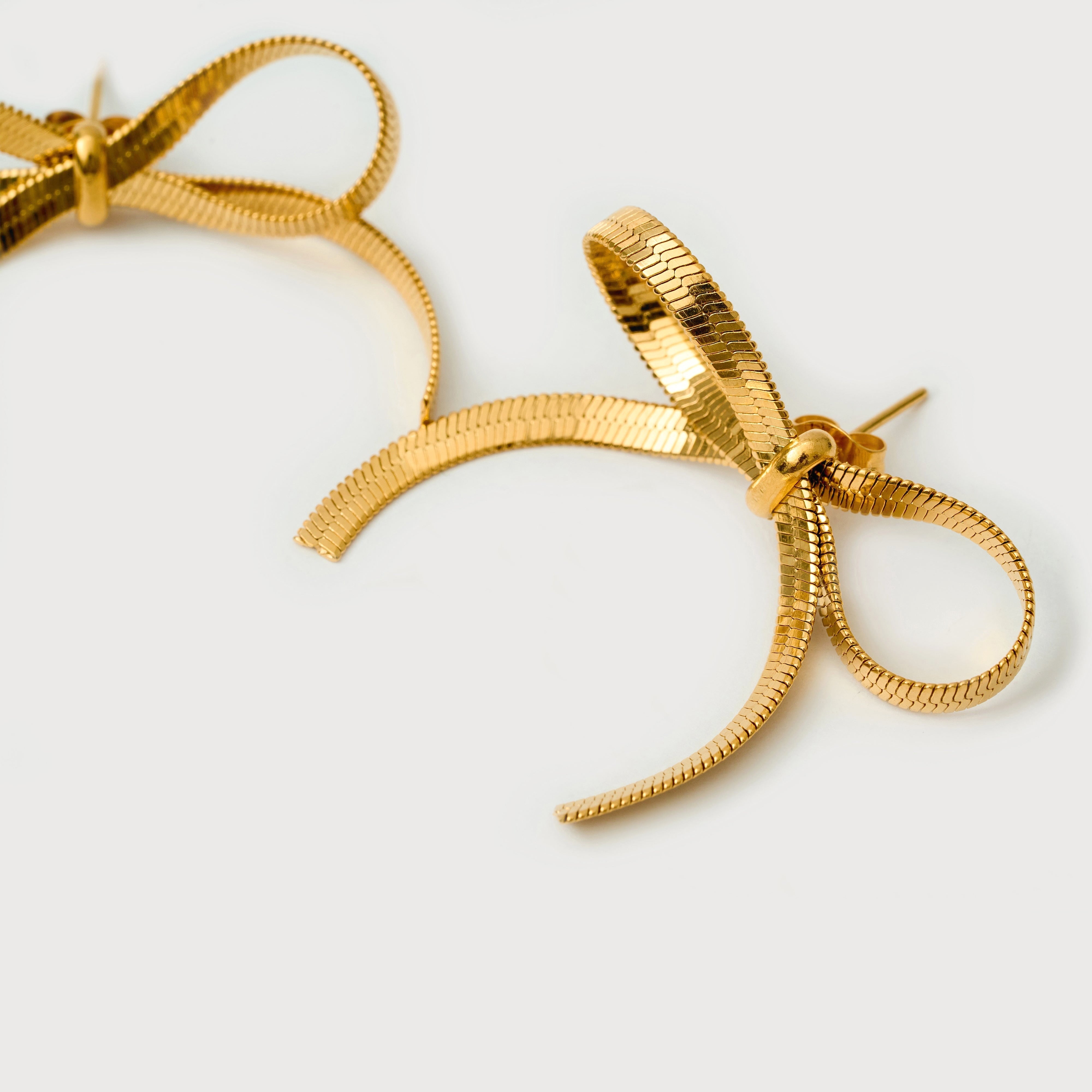 Holly Bow Stud Earring