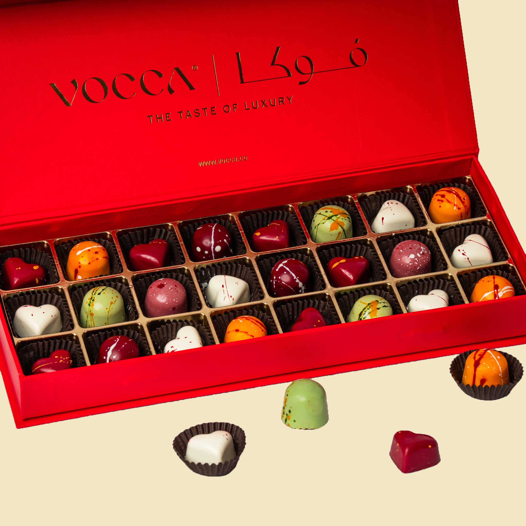 Vocca x Noya - Constellation Chocolate Box & Holly Bow Choker - 001