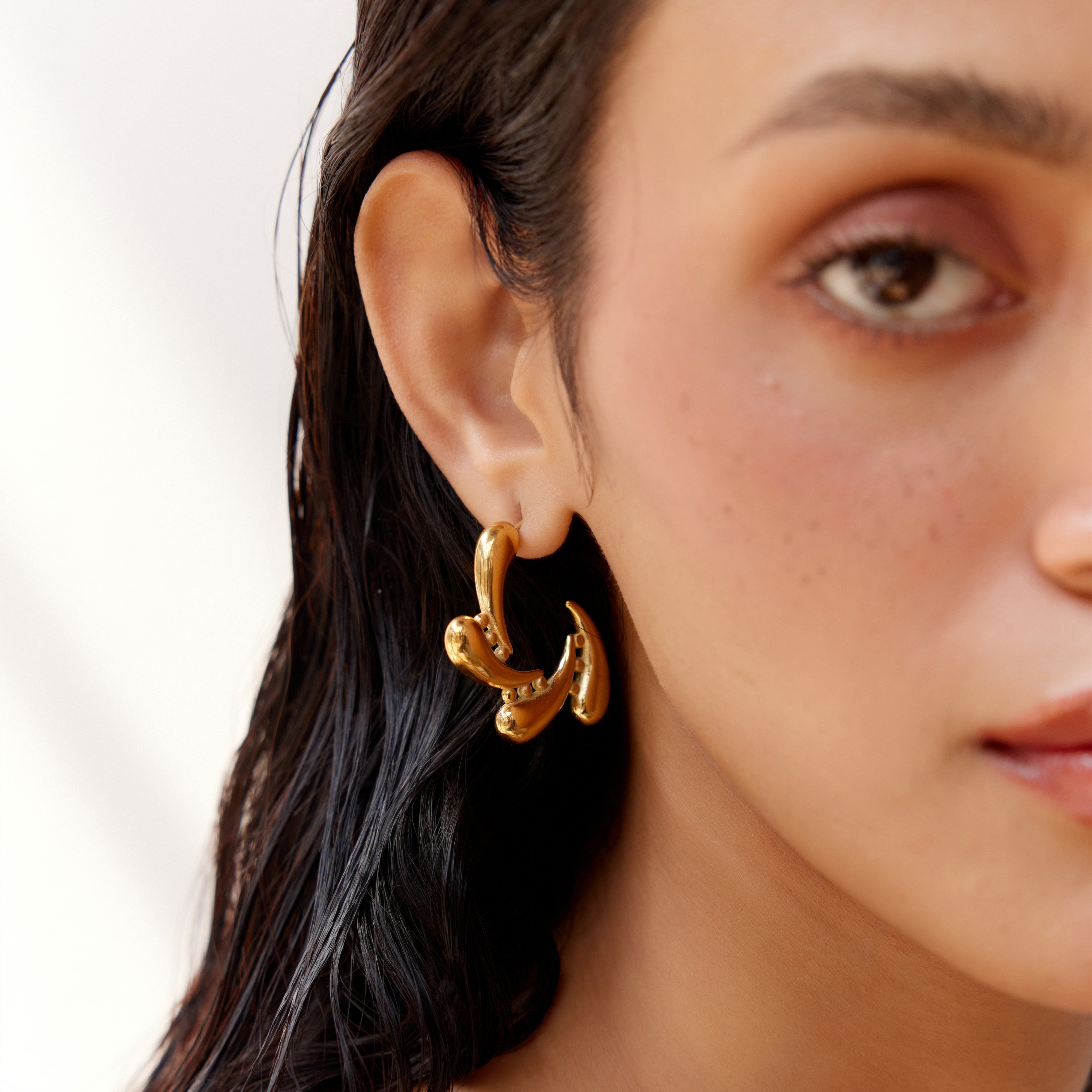Nusa Dua Earrings in 18K Gold Plated