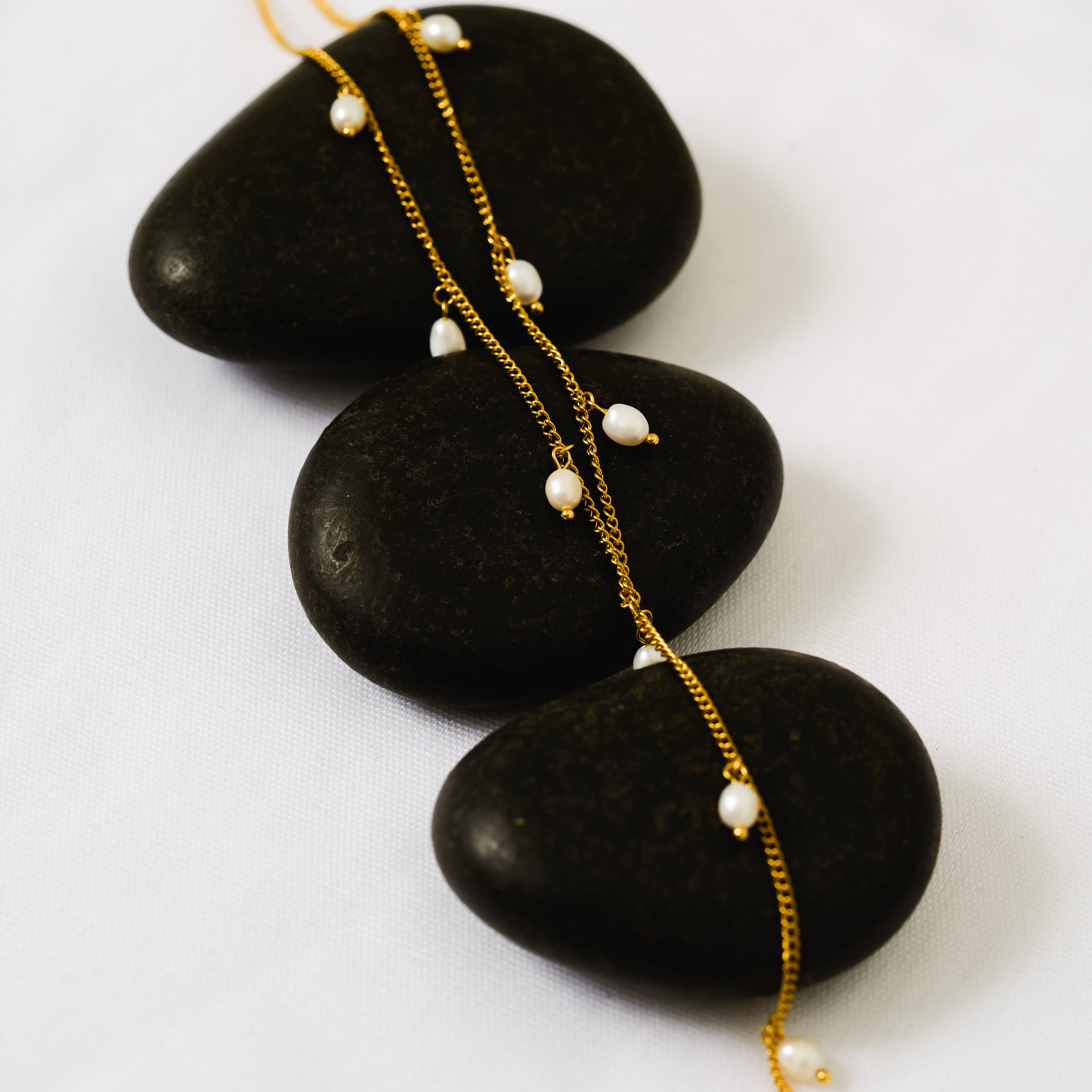 Amal Threaded Pearl Necklace in 18K Gold Plated