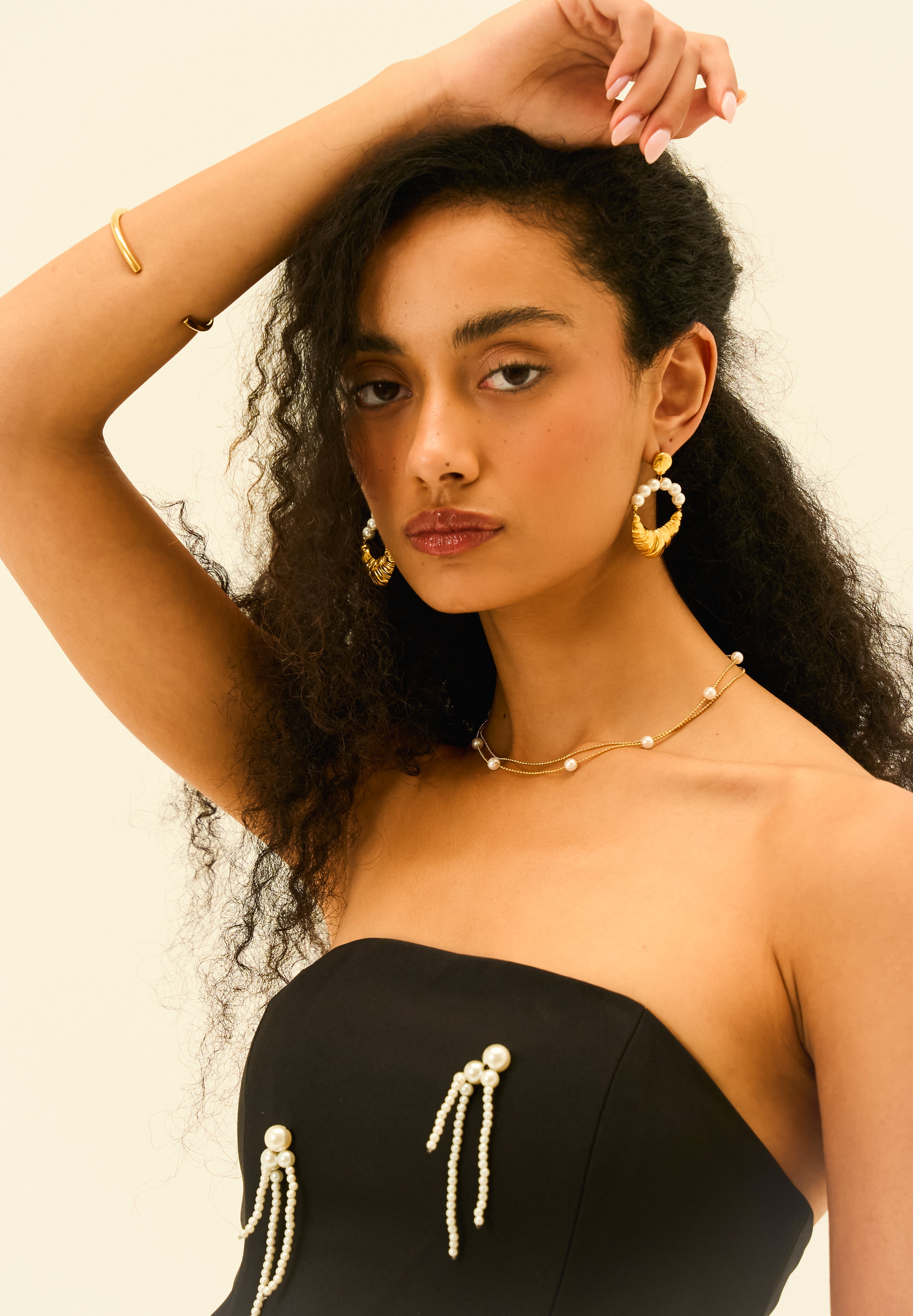 Salma Floating Pearl Choker in 18K Gold Plating