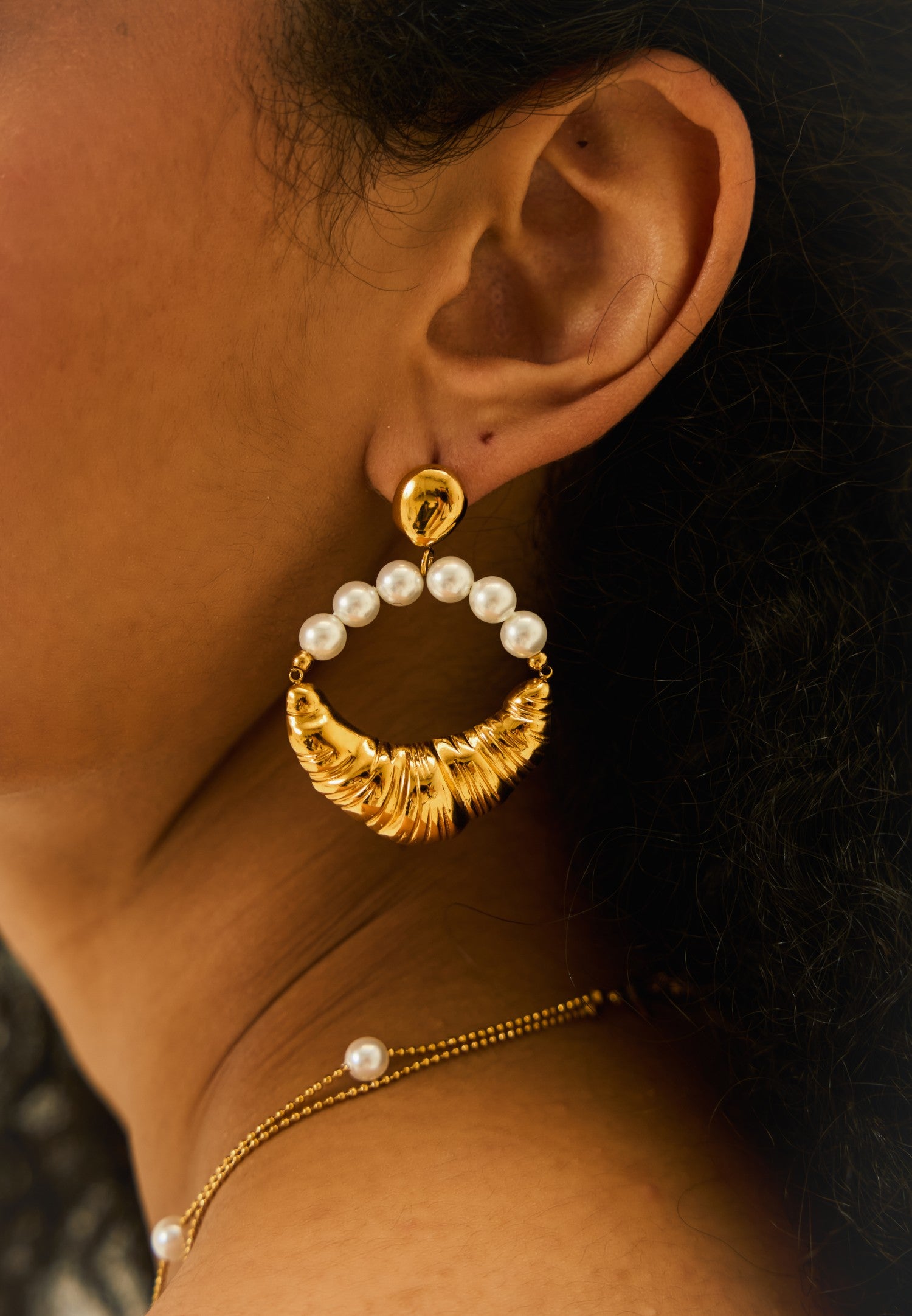 Hana Cascade Pearl Earrings in 18K Gold Plated