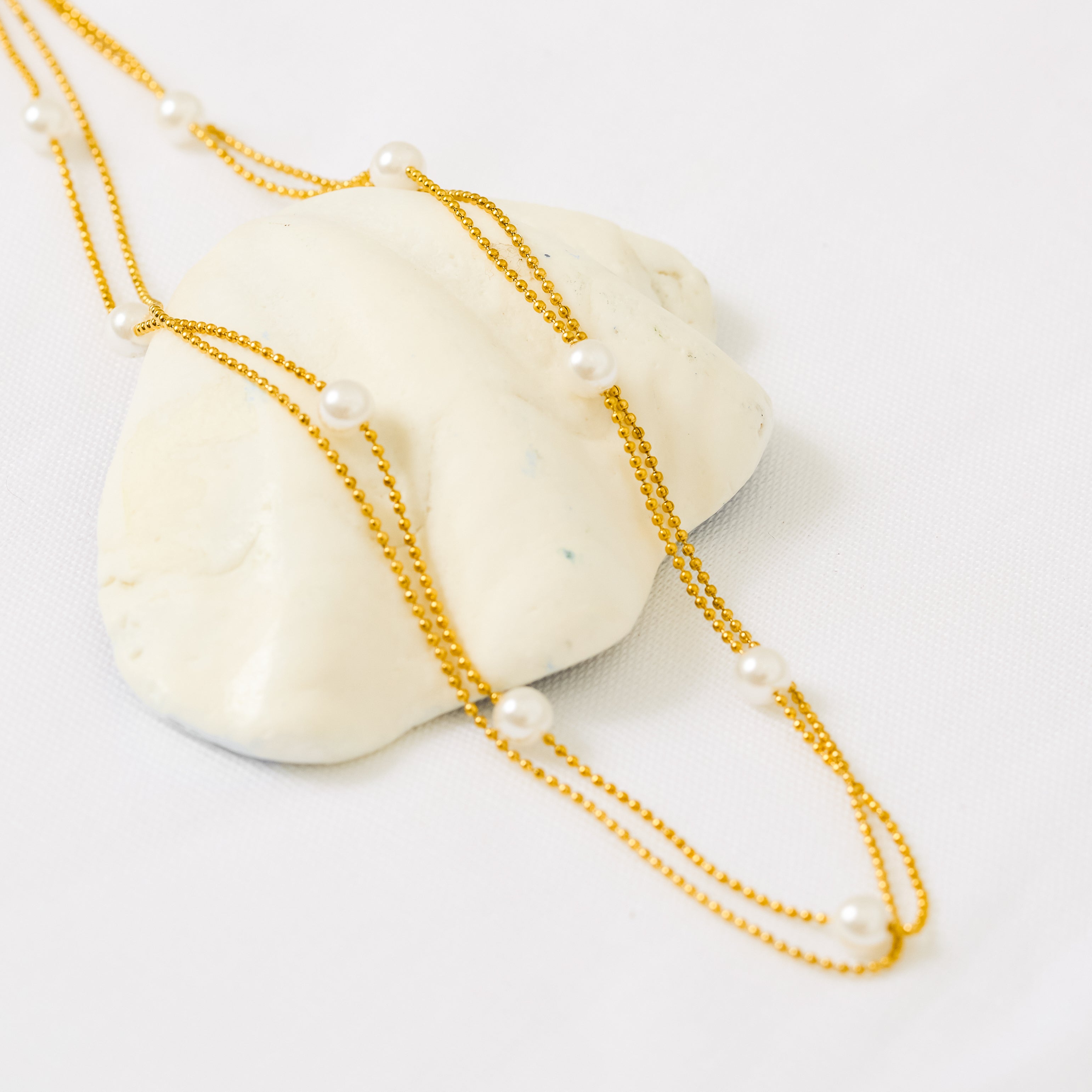 Salma Floating Pearl Choker in 18K Gold Plating