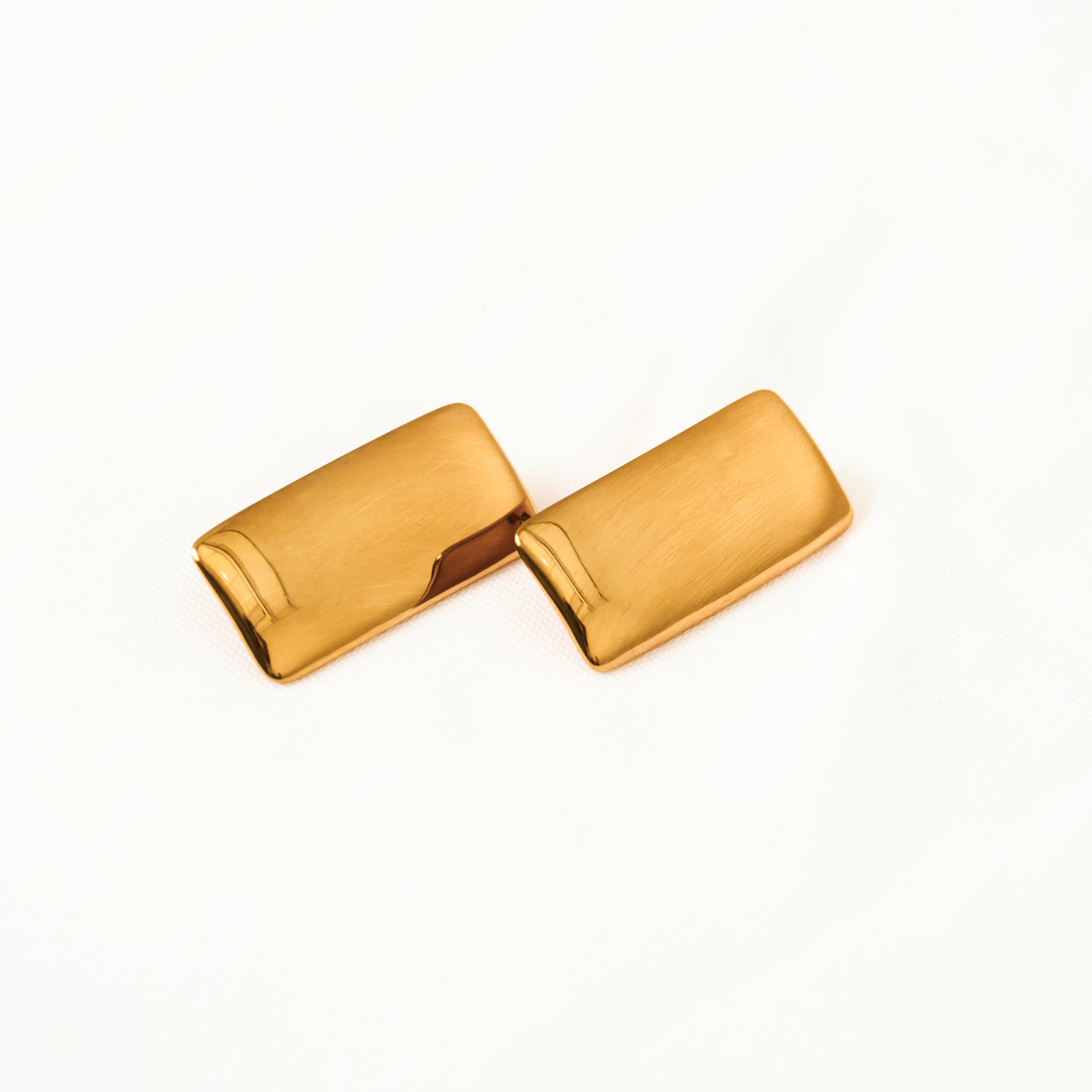 Claire Sculpt Earrings in 18K Gold Plated