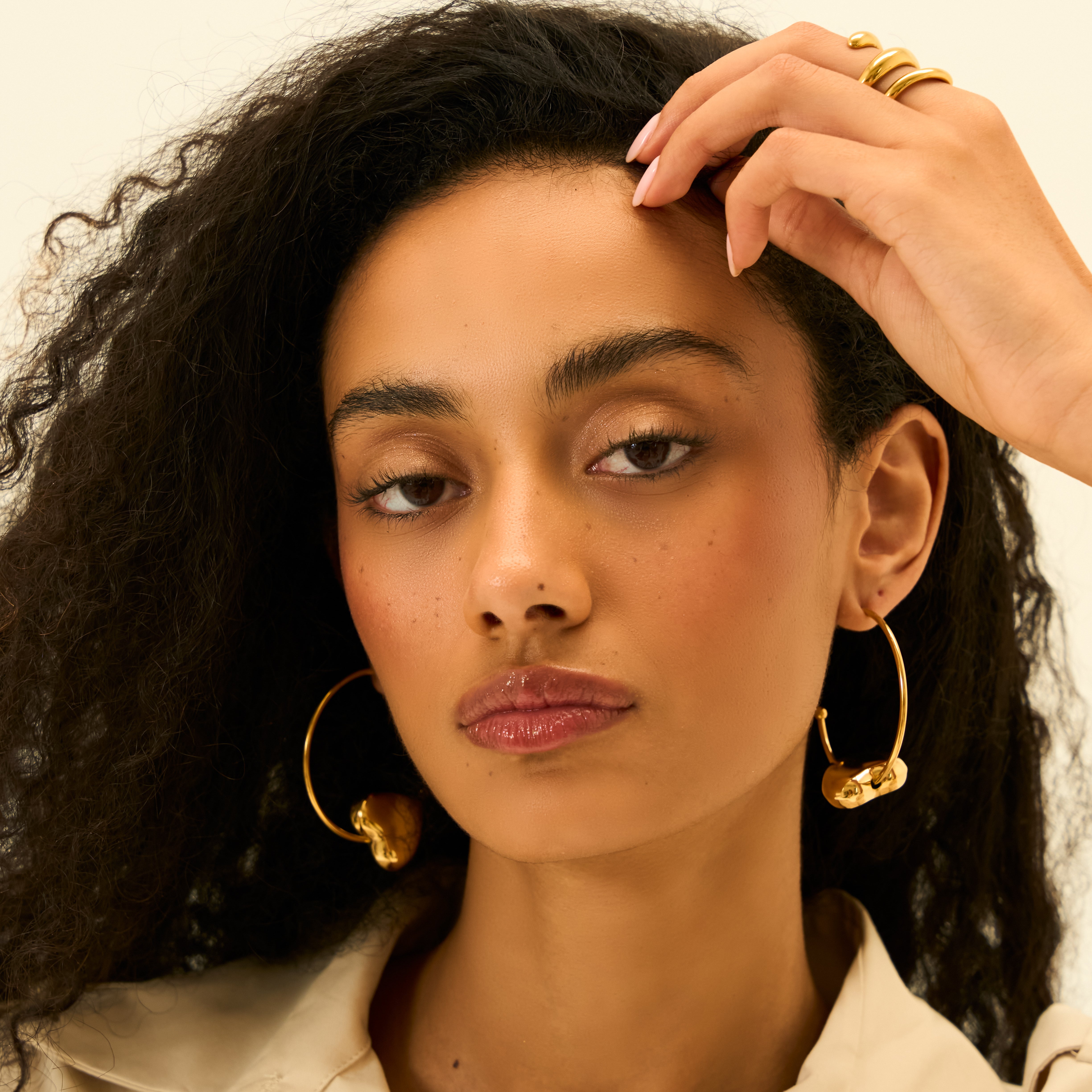 Amora Hoop Earrings in 18K Gold Plated