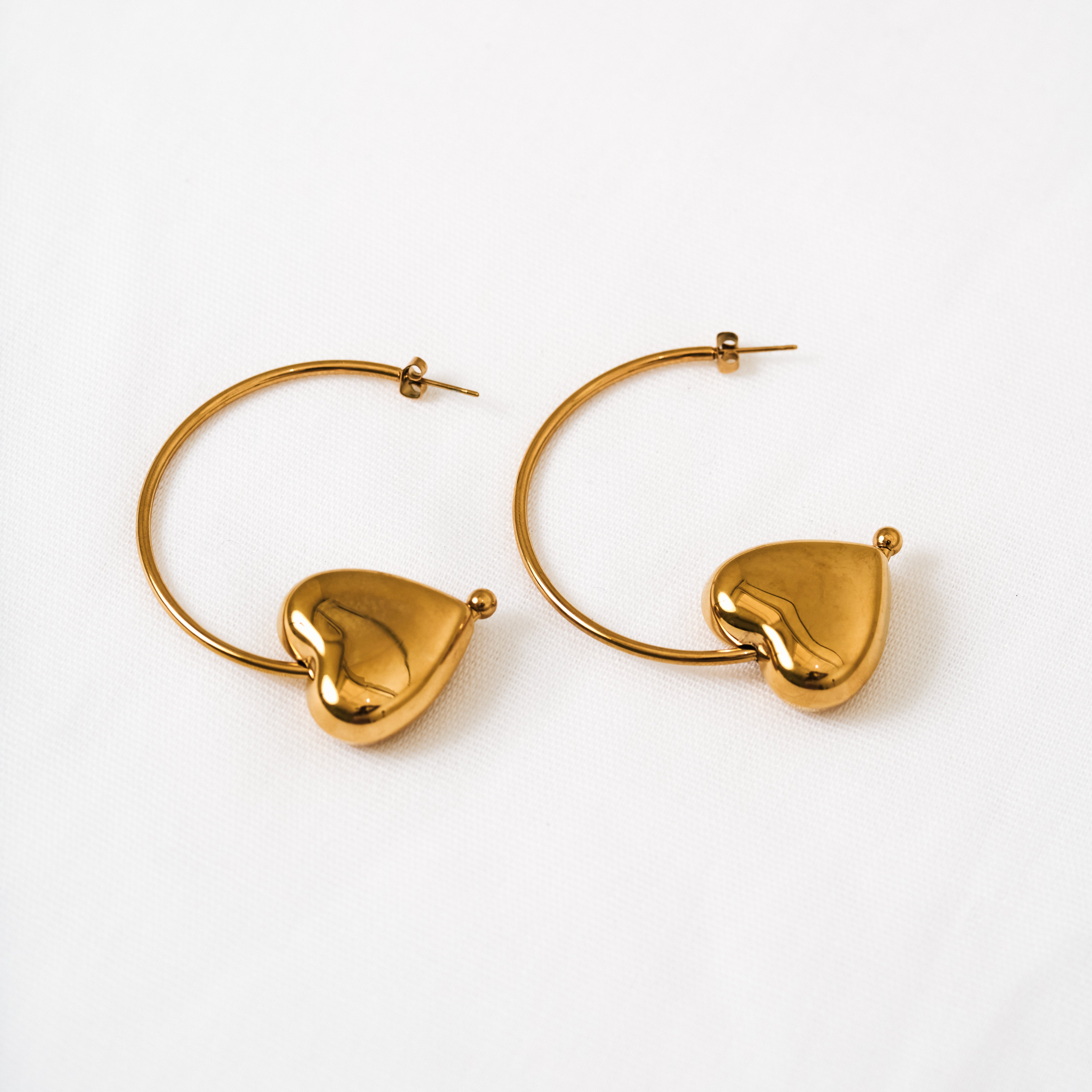 Amora Hoop Earrings in 18K Gold Plated
