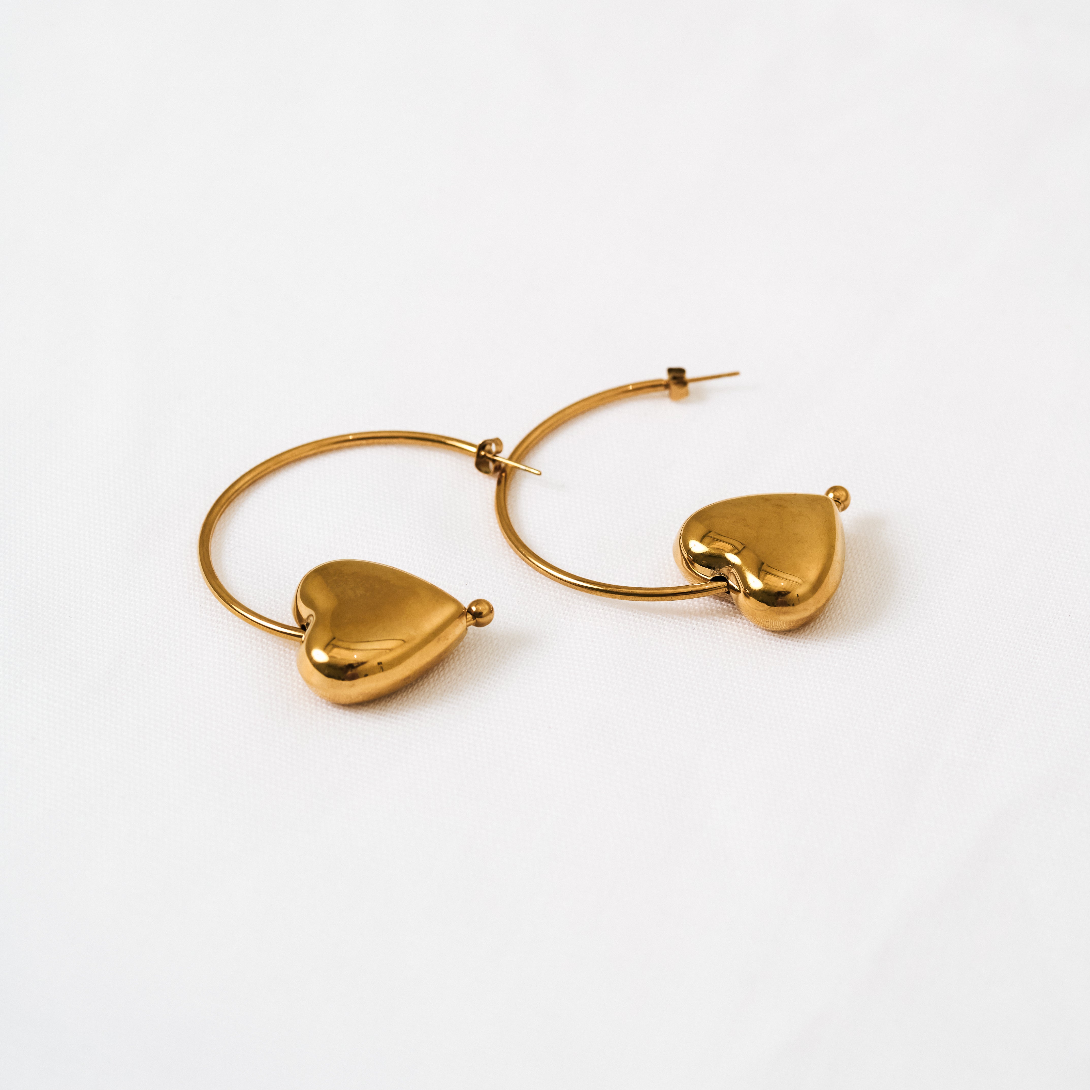 Amora Hoop Earrings in 18K Gold Plated