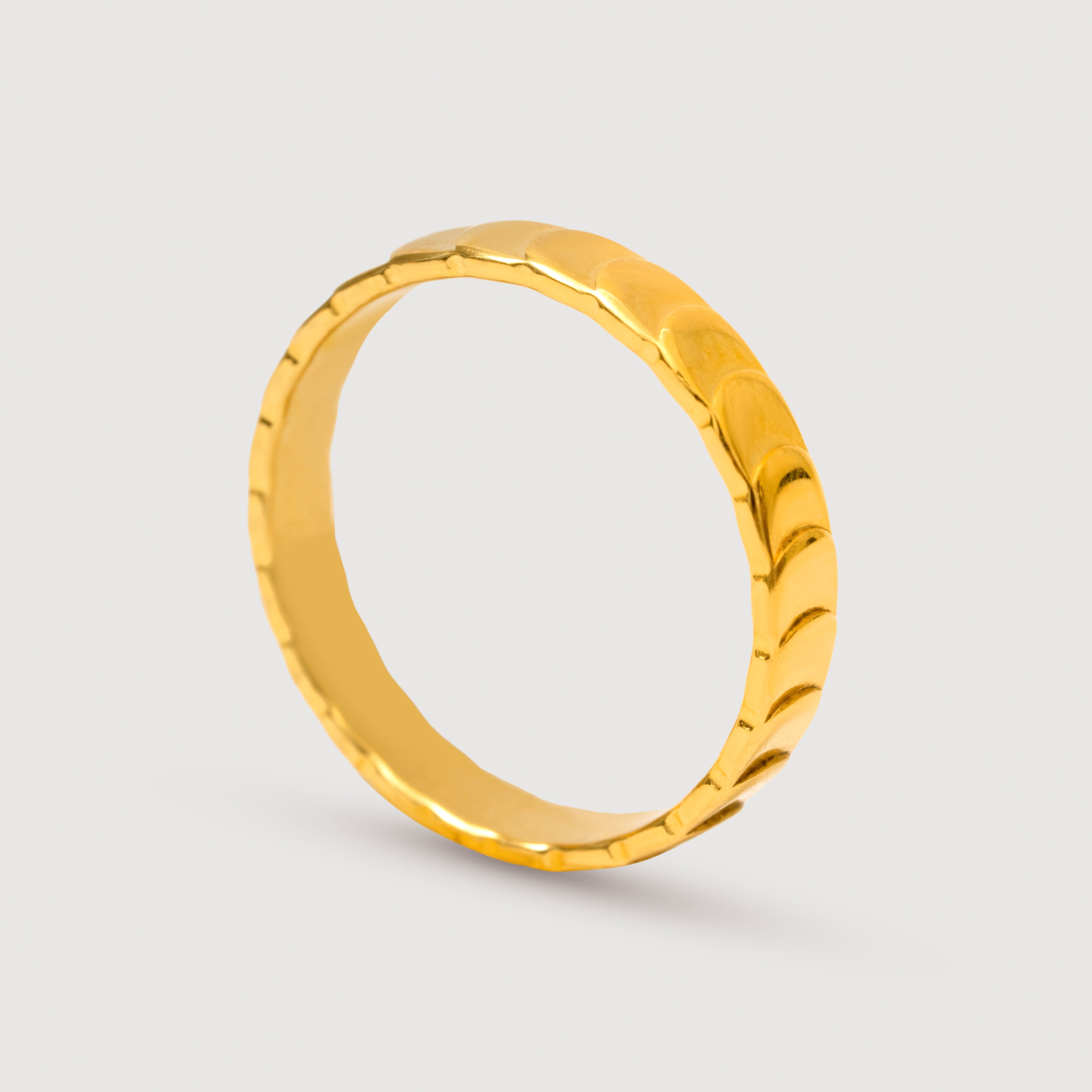 Deema Wave Ring in 18K Gold Plated