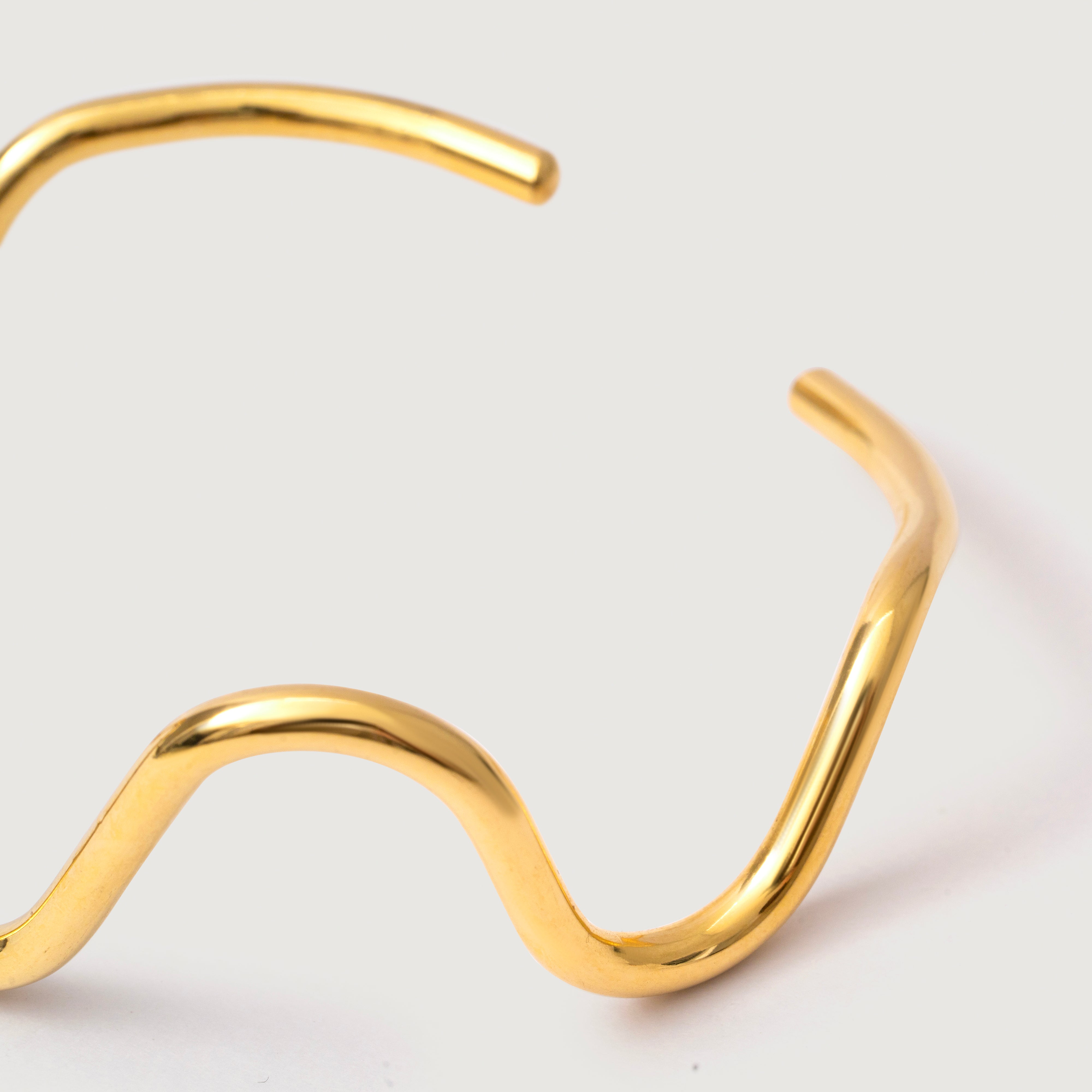Yemaya Bangle Bracelet in 18K Gold Plated