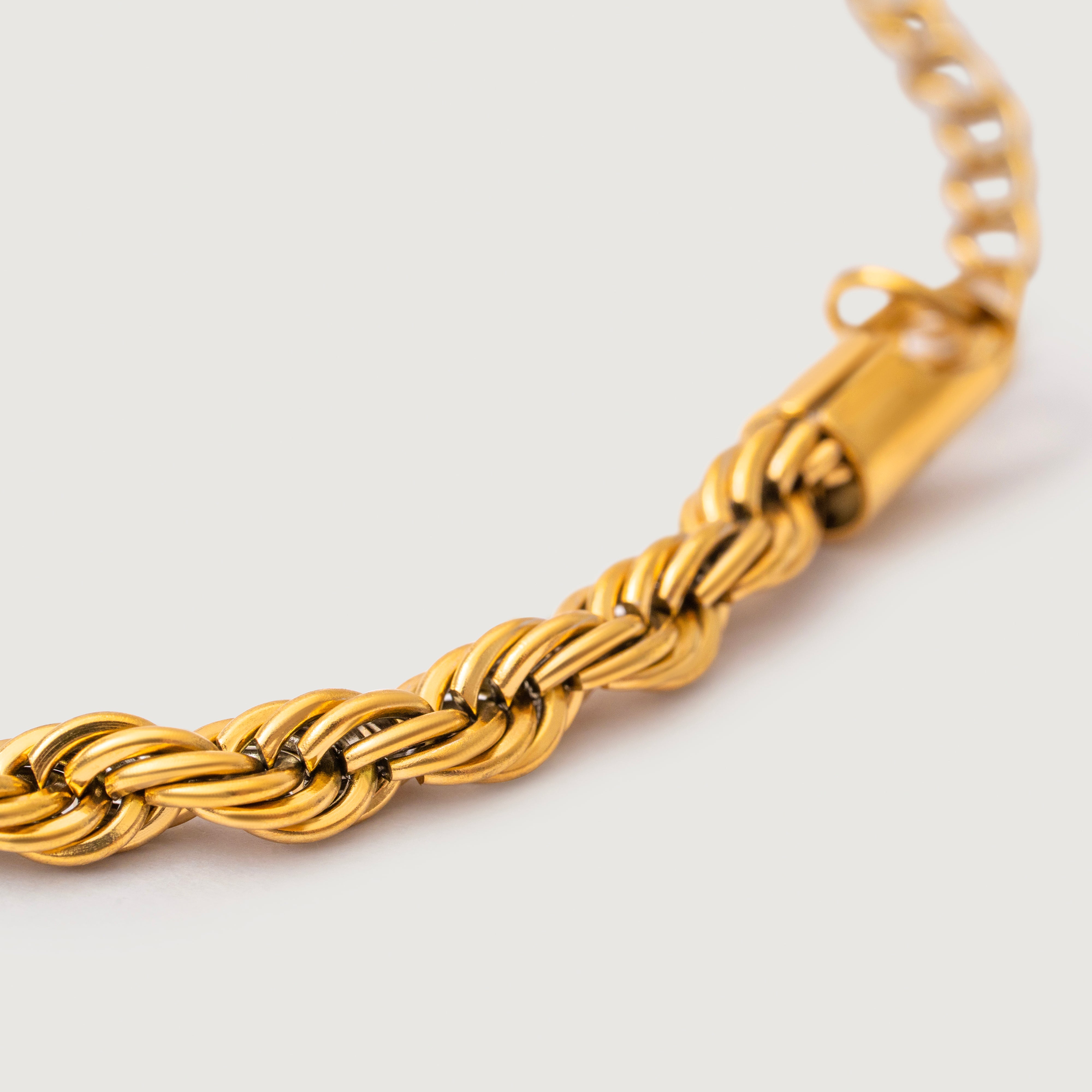 Meghan Interlock Bracelet