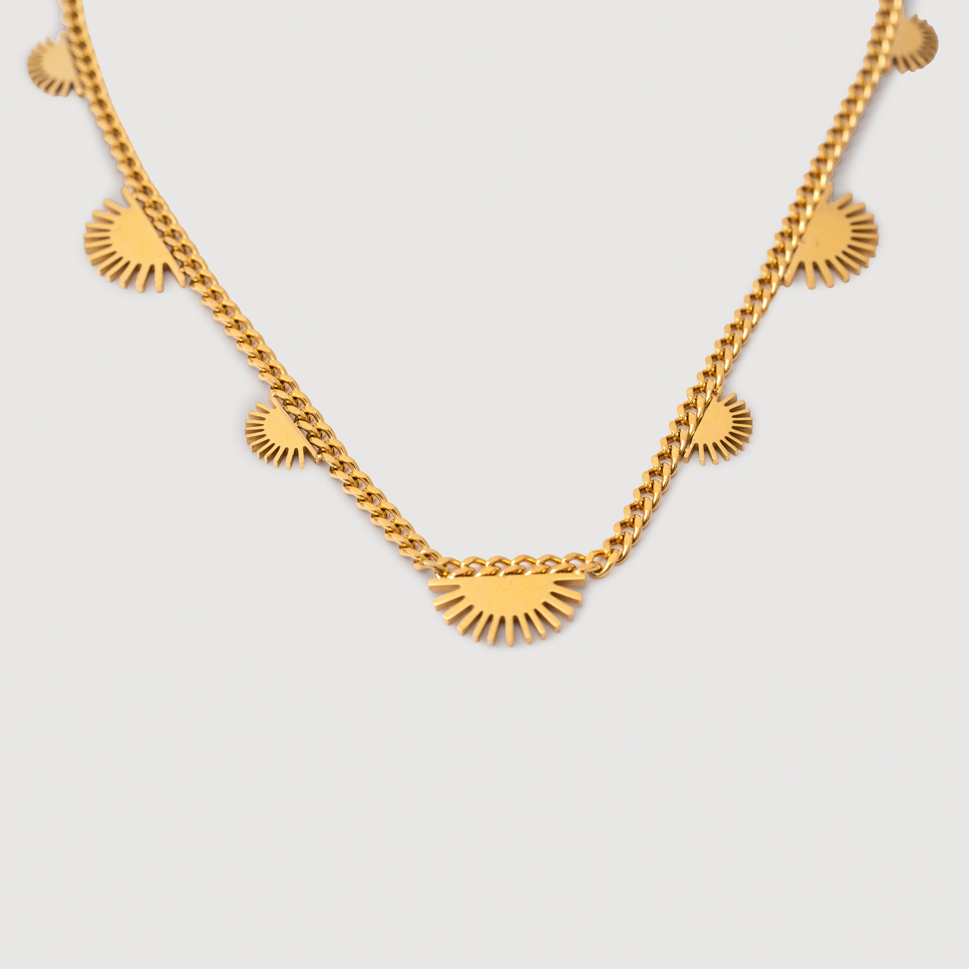 Batur Sunrise Motif Chain Necklace in 18K Gold Plated