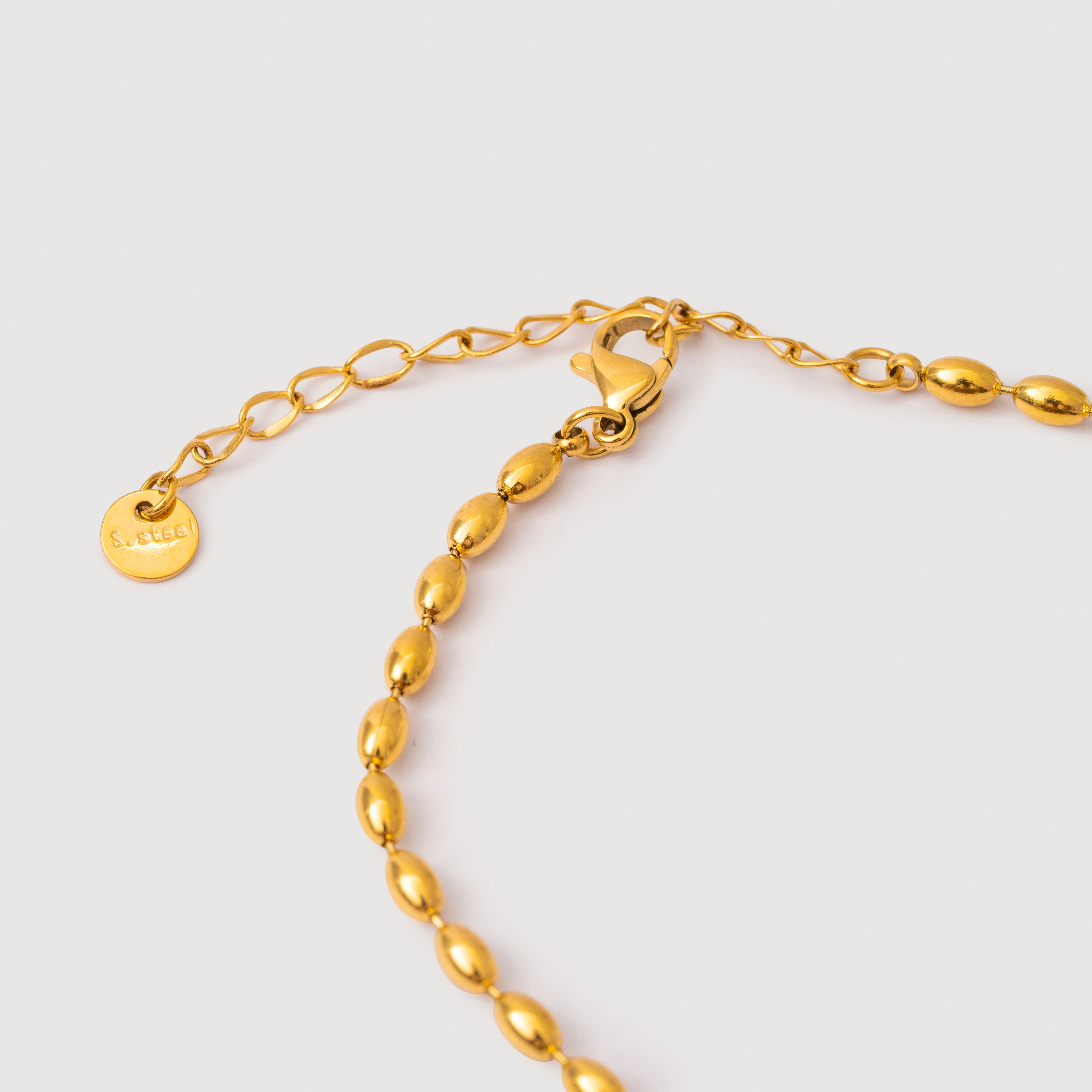 Zeina Necklace in 18K Gold Plated