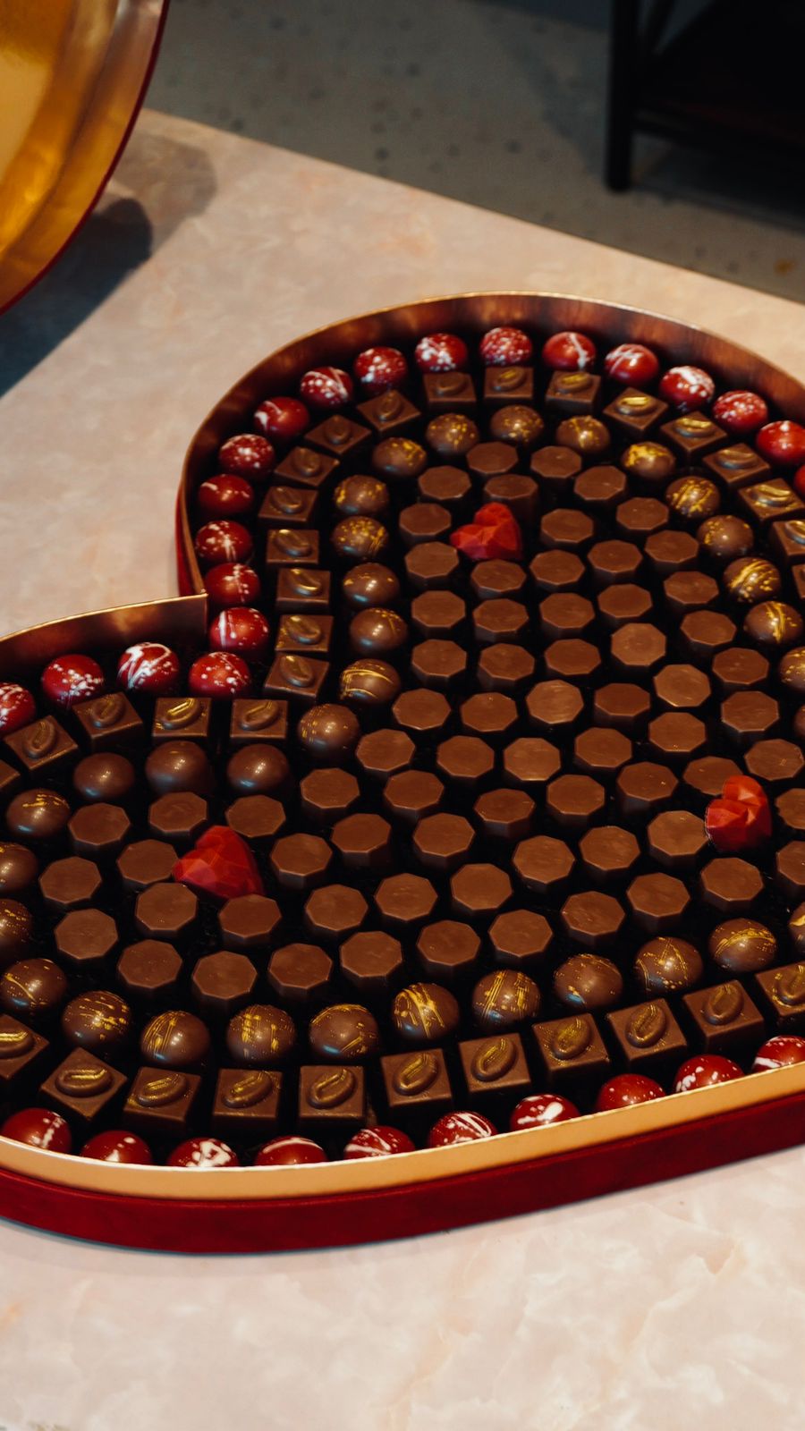 Vocca x Noya - Cuddle Chocolate Box & Penelope Drop Earrings - 002