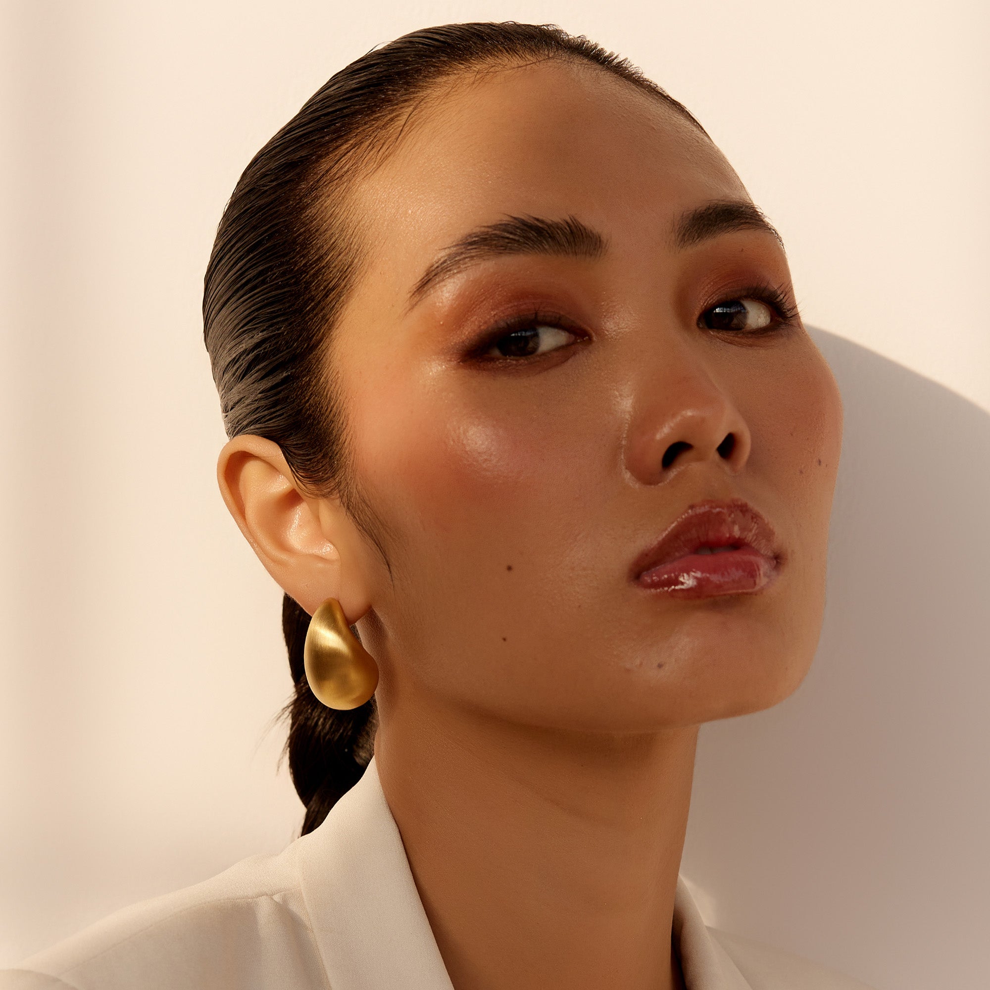 Sansa Teardrop Earrings in 18K Gold Plated