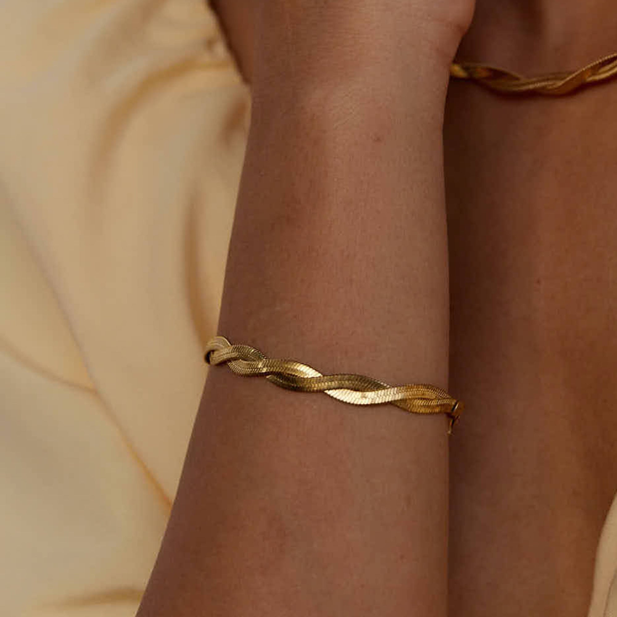 Ava Gold Bracelet in 18K Gold Plated