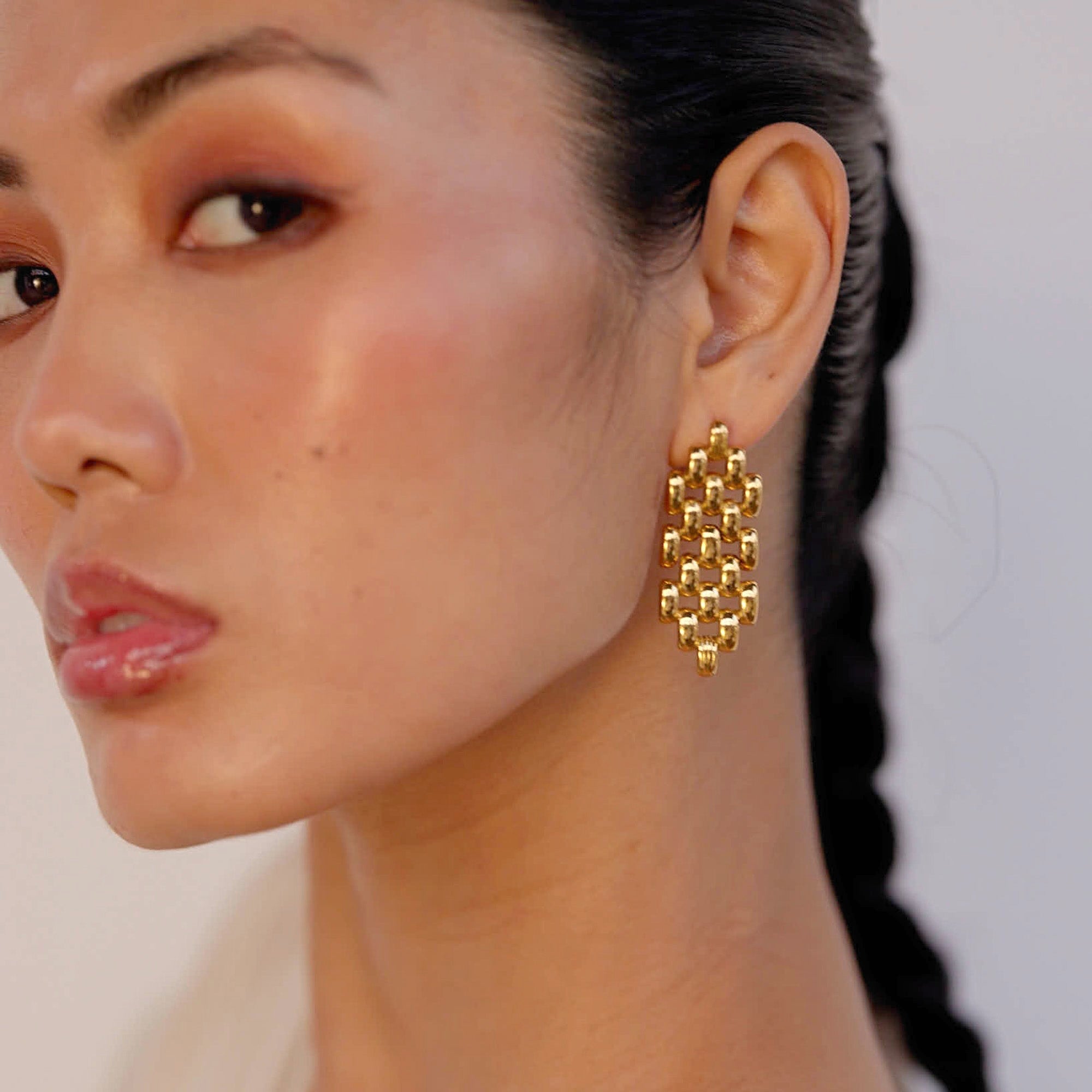 Diana Timeless Earrings