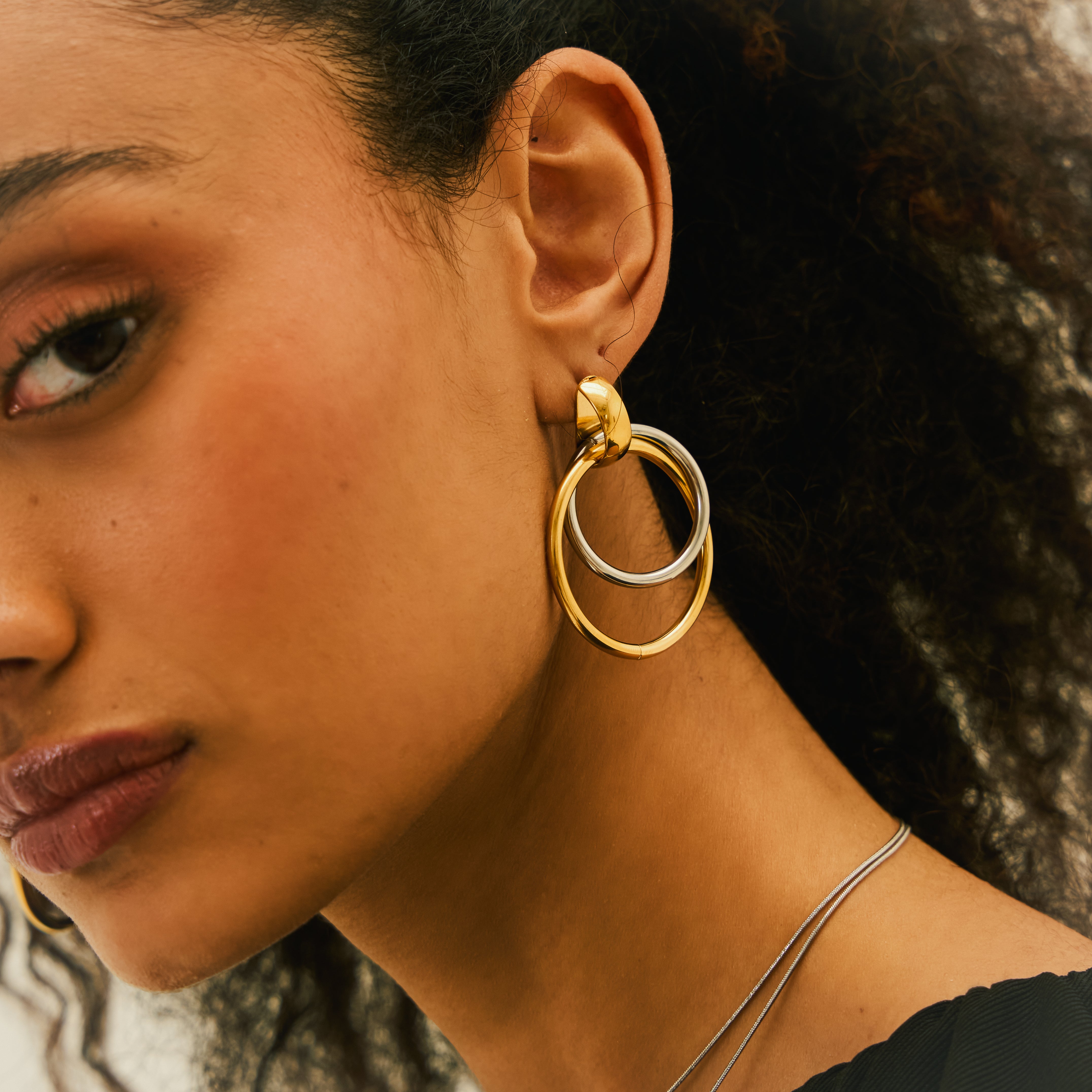 Ora Loop Earrings – Mixed Metals Sculptural Hoops
