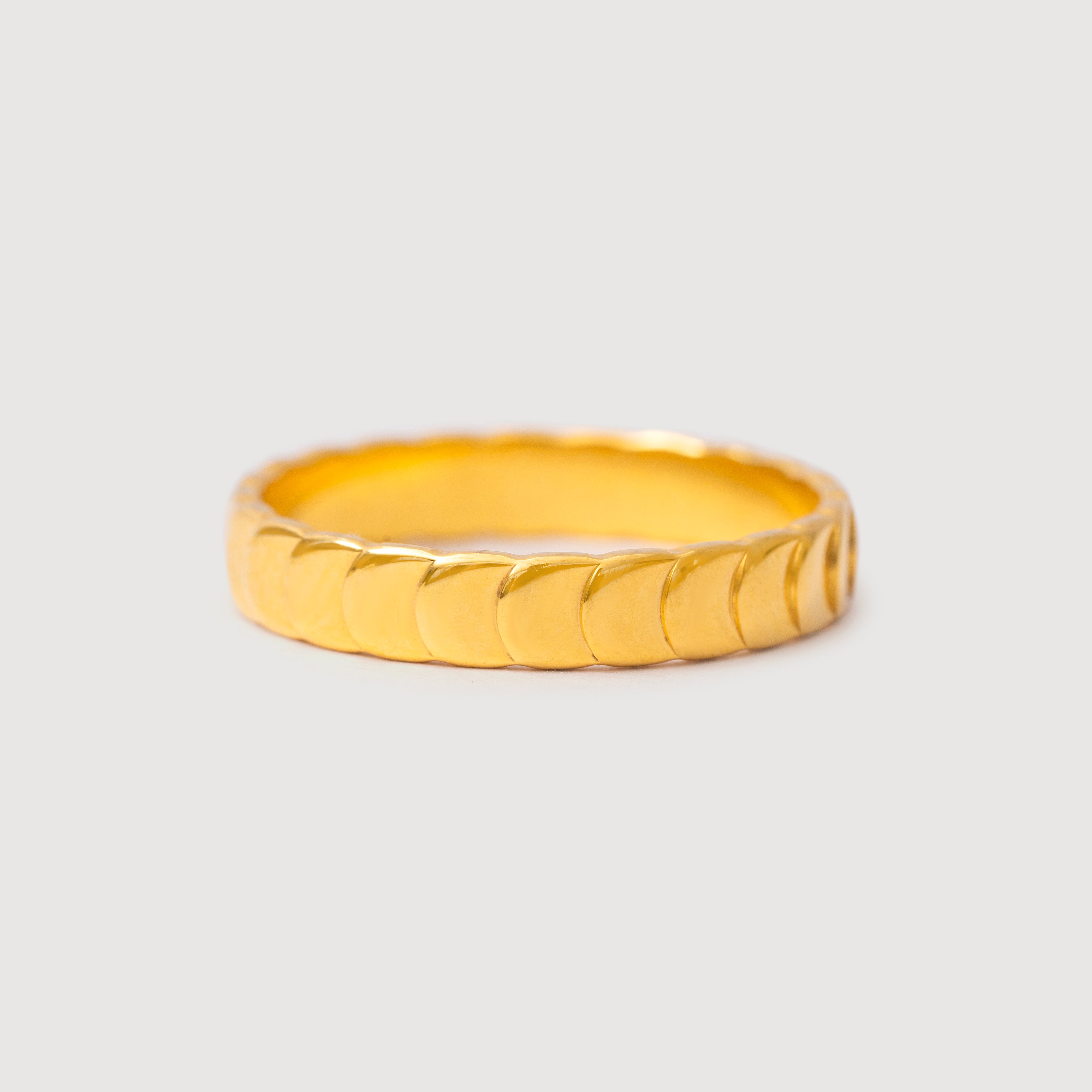 Deema Wave Ring